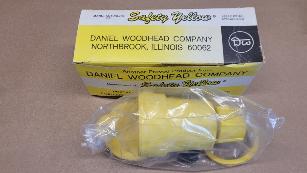 Daniel Woodhead 27W08 Watertite Turnex Connector 20A 125/250V