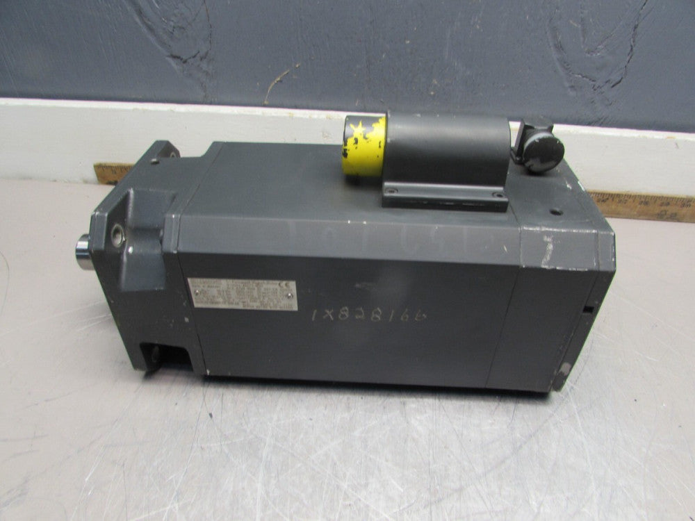 SIEMENS 1FT6084-8AC71-4EH1, PM SERVO MOTOR, NEW! MAKE OFFER! (READ!)