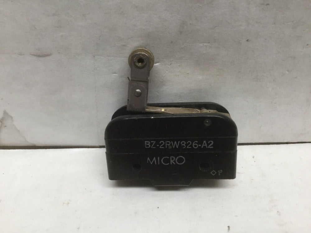 Micro Switch BZ-2RW826-A2 Roller Lever Limit Switch 15A 125, 250 or 480 VAC, NOS