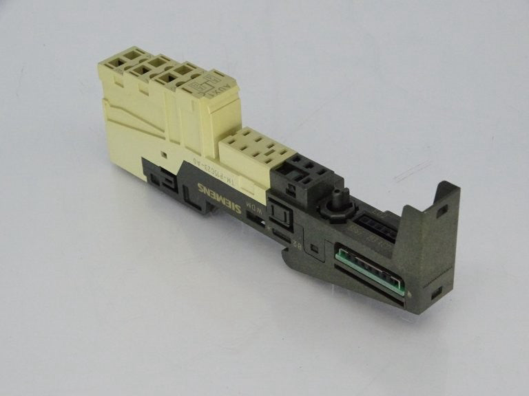 SIEMENS 6ES7193-4CD30-0AA0 TERMINAL BLOCK