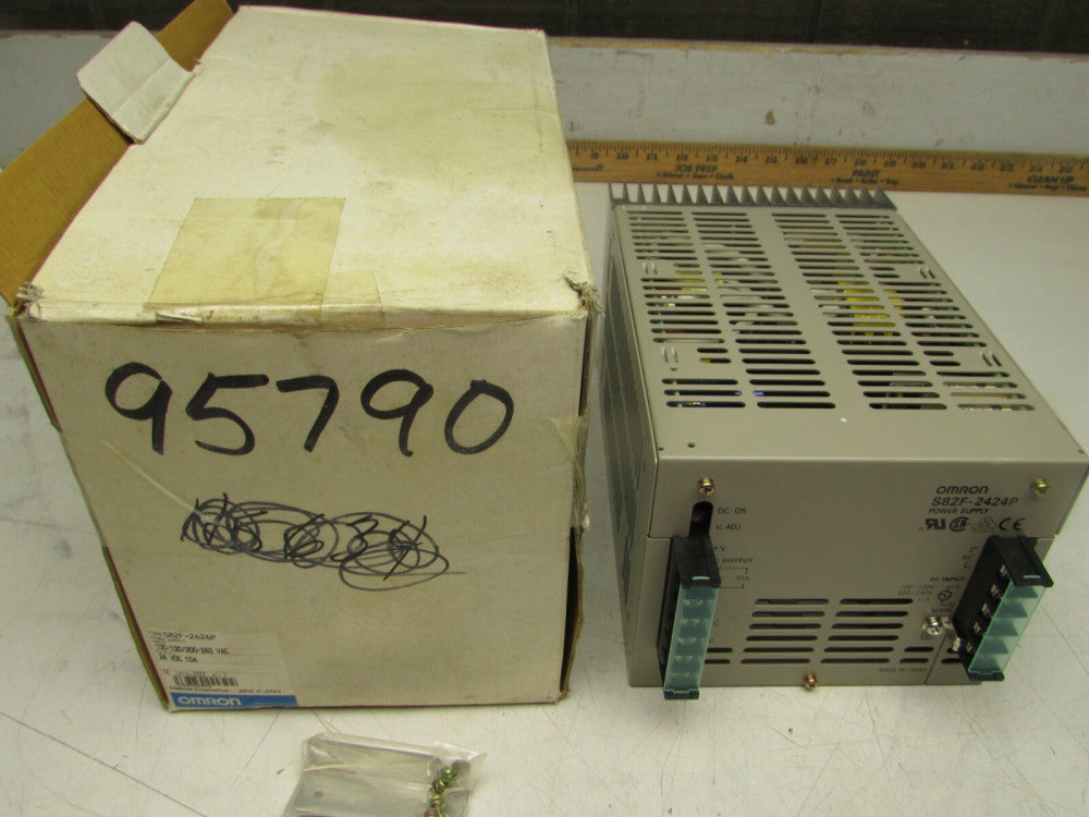 OMRON S82F-2424P POWER SUPPLY 100-120/200-240VAC 24VDC 10AMP NEW IN BOX M/OFFER