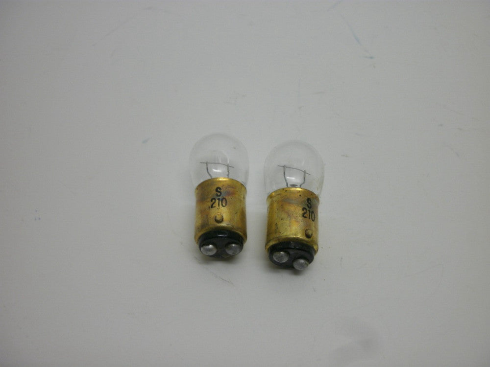 SYLVANIA 210 MINIATURE LAMP BULB 6.5V 1.78A 11.57W DC BAYO Ba15d (LOT OF 2) NNB