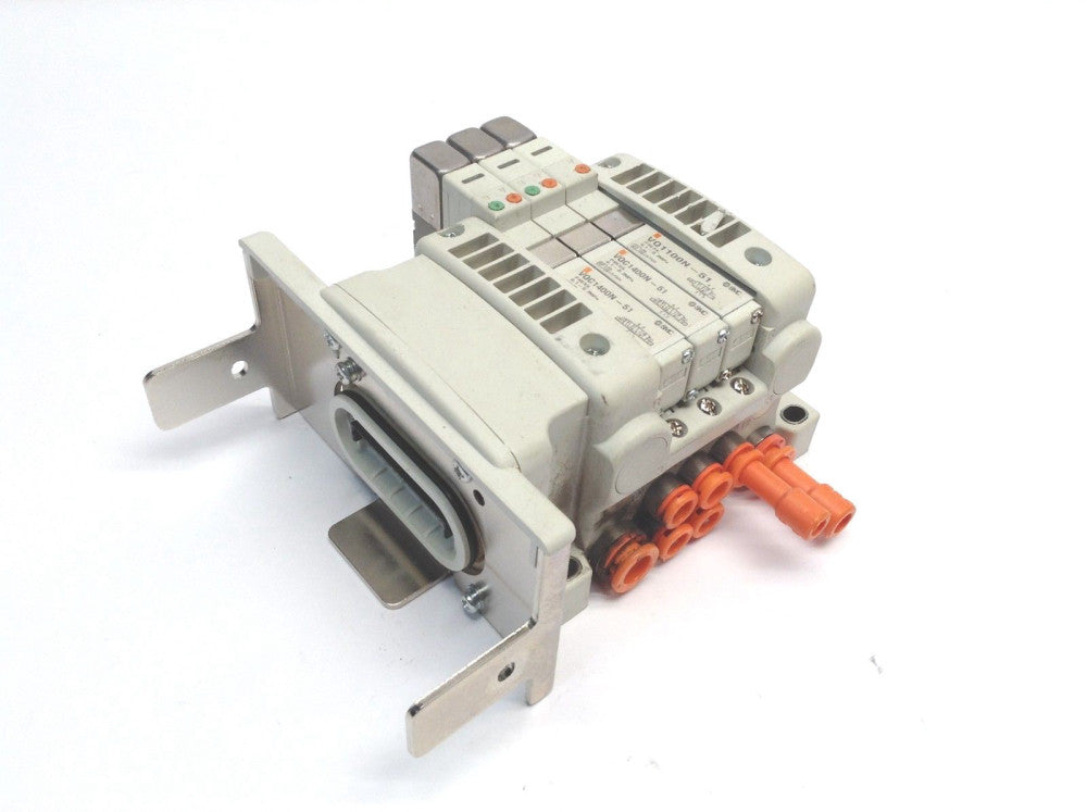 SMC VV5QC11-03N7SD0-S Pneumatic Solenoid Manifold