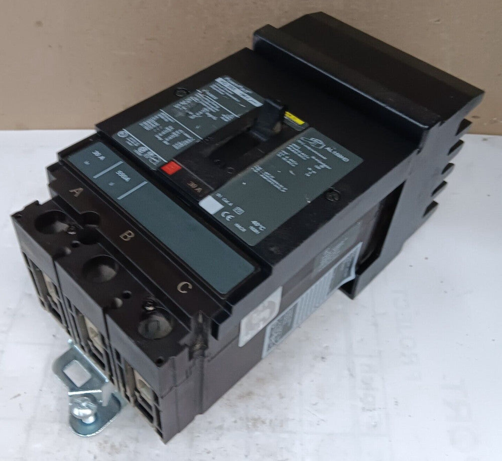 SQUARE D 30 AMP I-LINE CIRCUIT BREAKER 3 POLE 600 VAC HDA36030