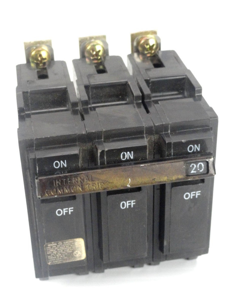 GE - CIRCUIT BREAKER - PN: NP1578013-P71, Type: THQB - 20A, 240V, 3 Pole (NEW)