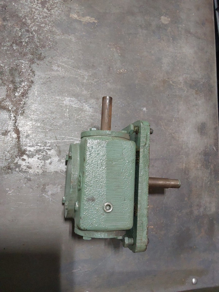 HUB CITY 0221-04437-572 Right Angle Gearbox, 50:1 Ratio 