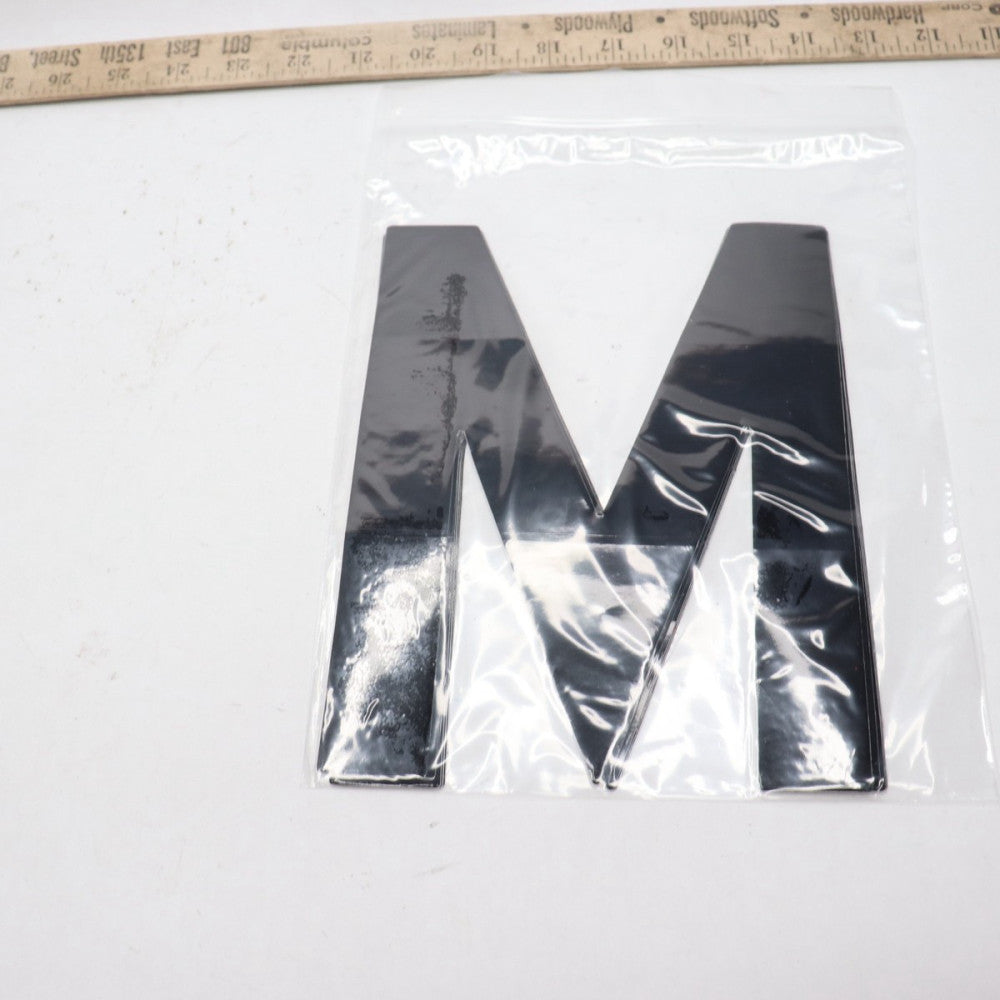 (10-Pk) Single Letter Die-Cut Labels M 8"
