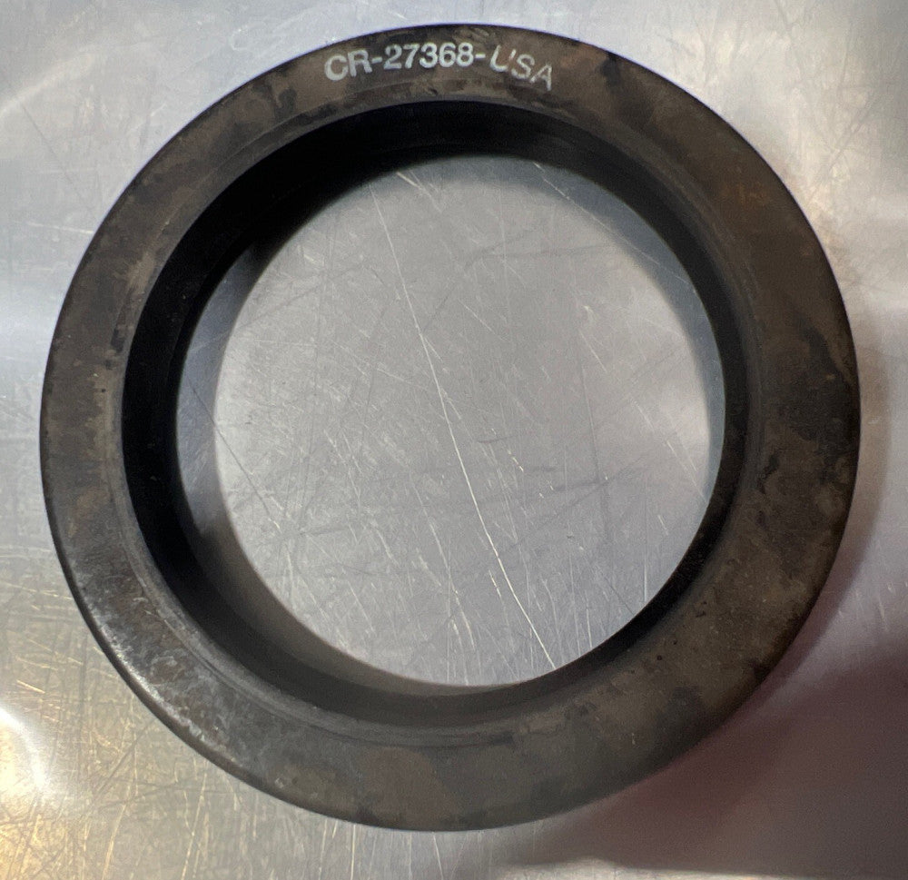 CHICAGO RAWHIDE OIL SEAL CR 27368 Nos Surplus No Original Box