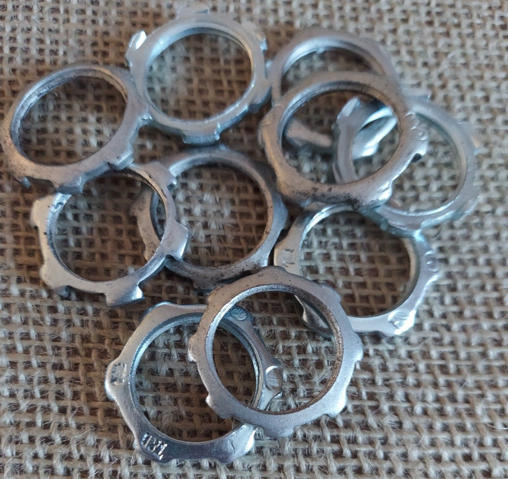Lot of 11 - Thomas & Betts - Steel City LN-101-SC 1/2" Locknut Galvanized Steel