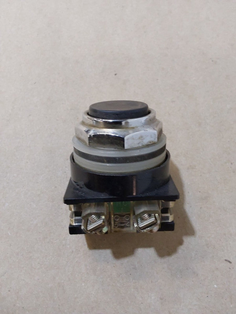 General Electric CR104P Nema 600 GE Black Selector Switch 