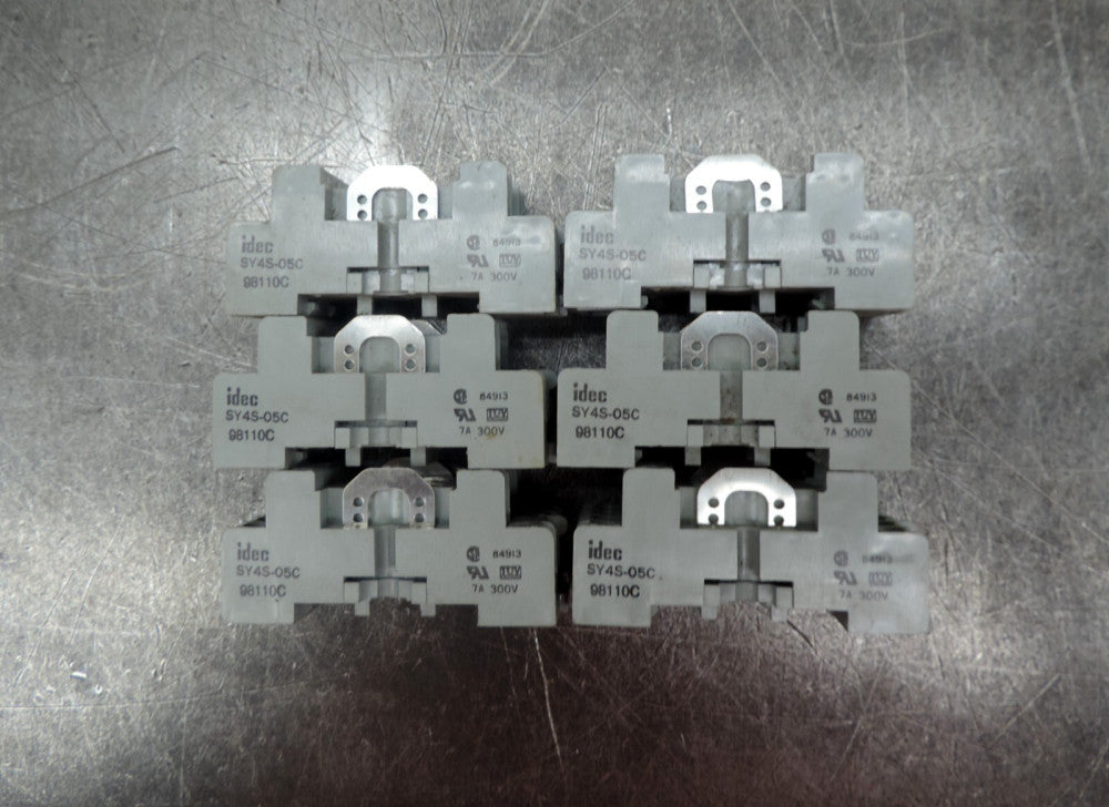 Idec Relay Socket  7A 300V  SY4S-05C   98110C  Lot of (6)