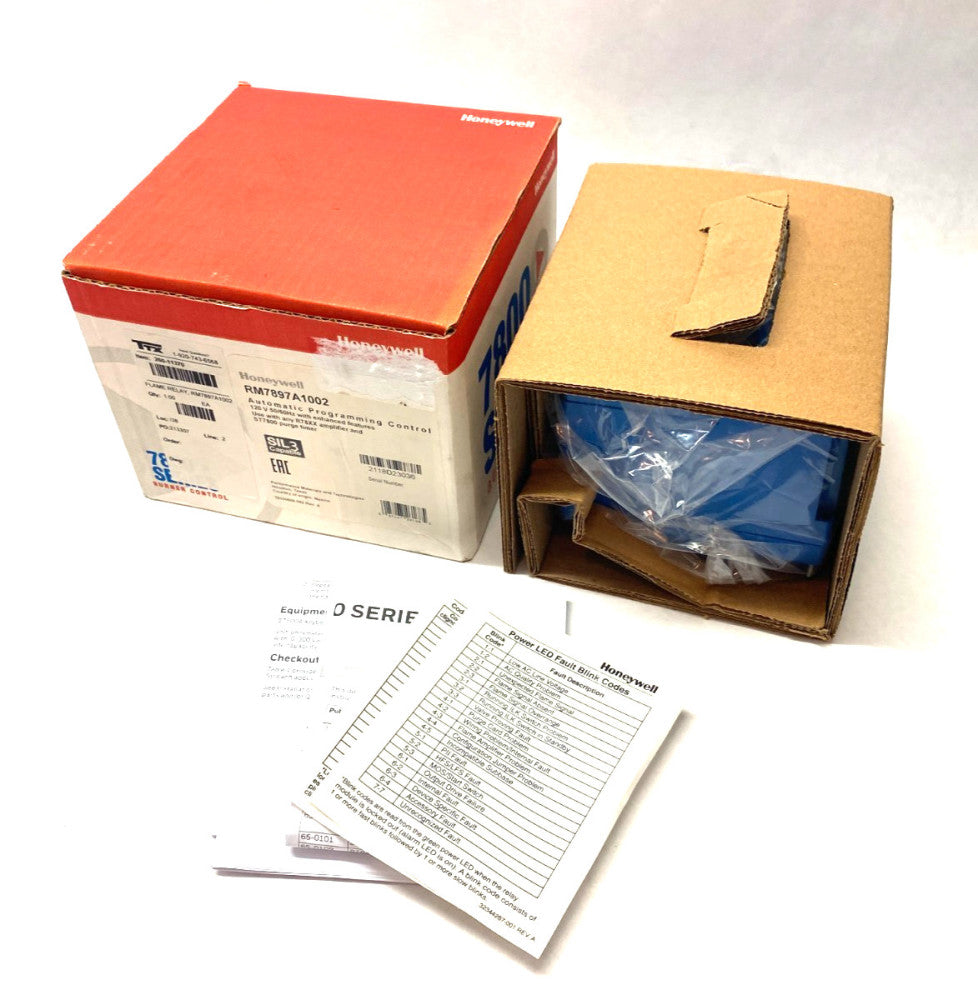 Honeywell RM7897A1002 Flame Safeguard Primary Burner Control On/Off 120V