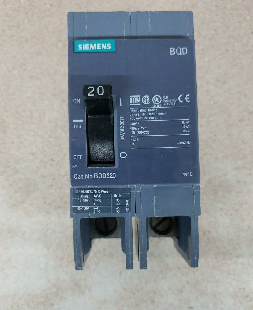 New Open Box! Siemens BQD220 20A 2P 480V Bolt On Circuit Breaker