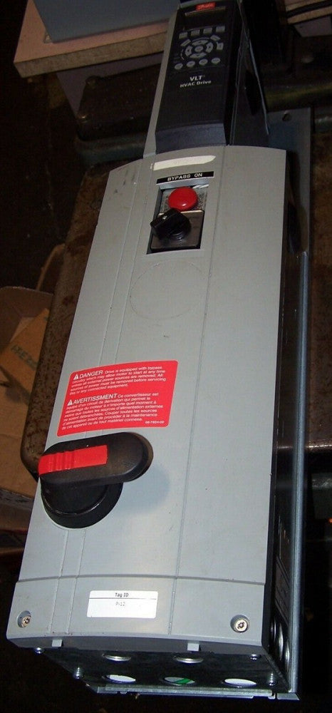 DANFOSS 3 HP AC VLT HVAC VFD DRIVE 480 VAC  FC-102P2K2T4E20H2XGXXXXSXXXXAJBXC