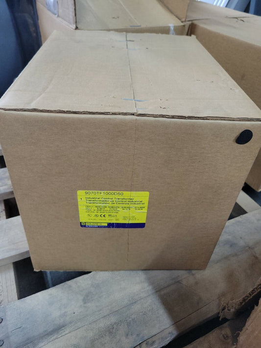 1 NEW SCHNEIDER ELECTRIC 9070TF1000D50 / BRAND NEW)