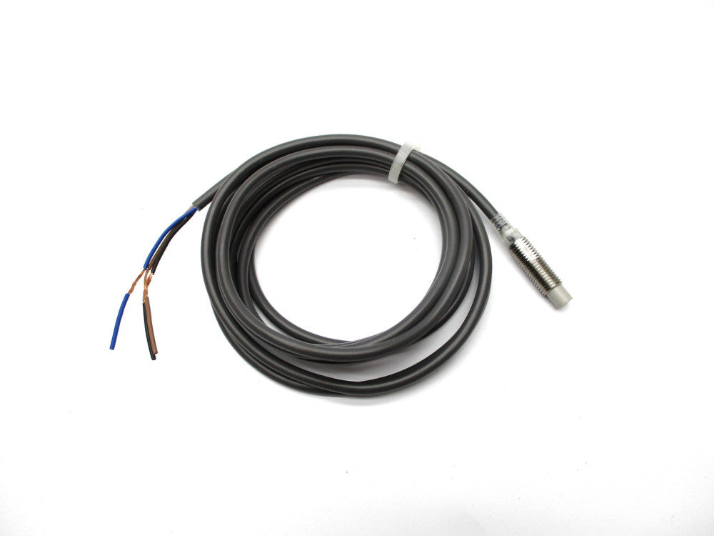 OMRON E2E-X2ME1 12-24VDC NSNP