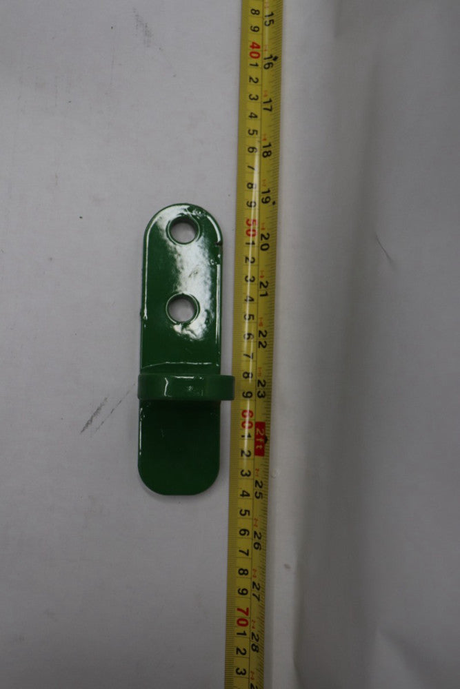Right Side Alternator Bracket RE574948