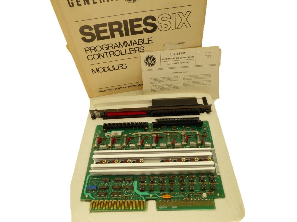 GE  IC600YB904A  Output Module  NEW IN BOX