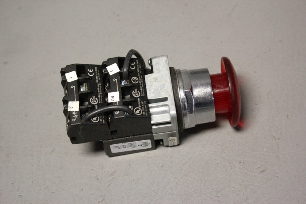 SIEMENS ILLUMINATED PUSH/PULL BUTTON  52PP7LRU