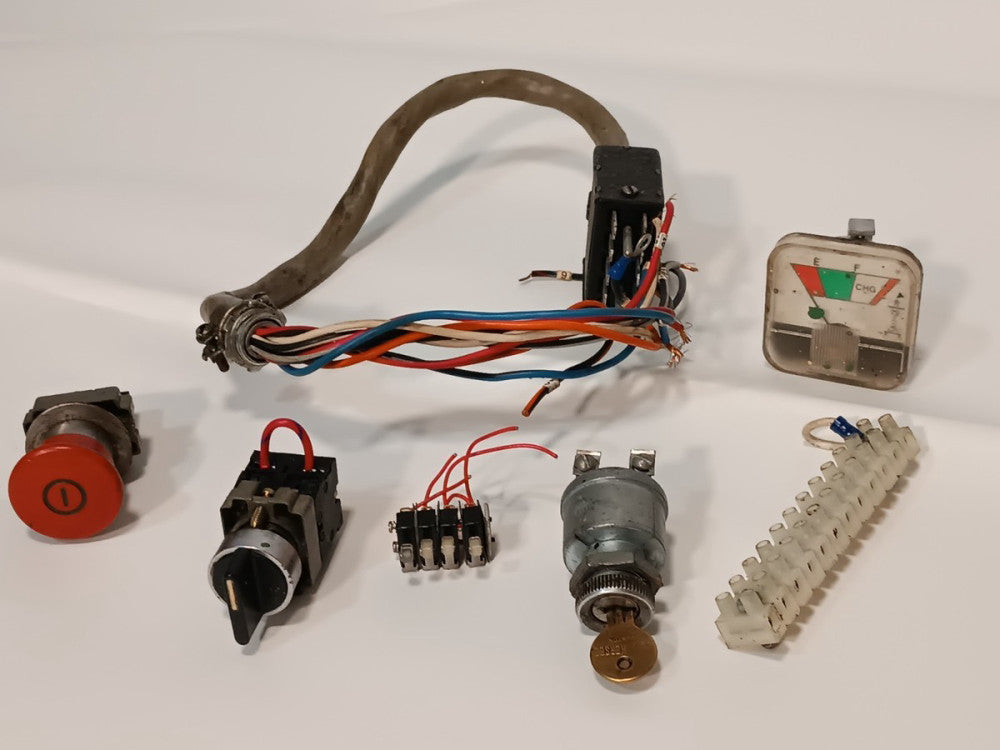 Lot of Parts for Skyjack Scissor Lift, Key Switch, Emerg. Stop, Cntl Cable Assy