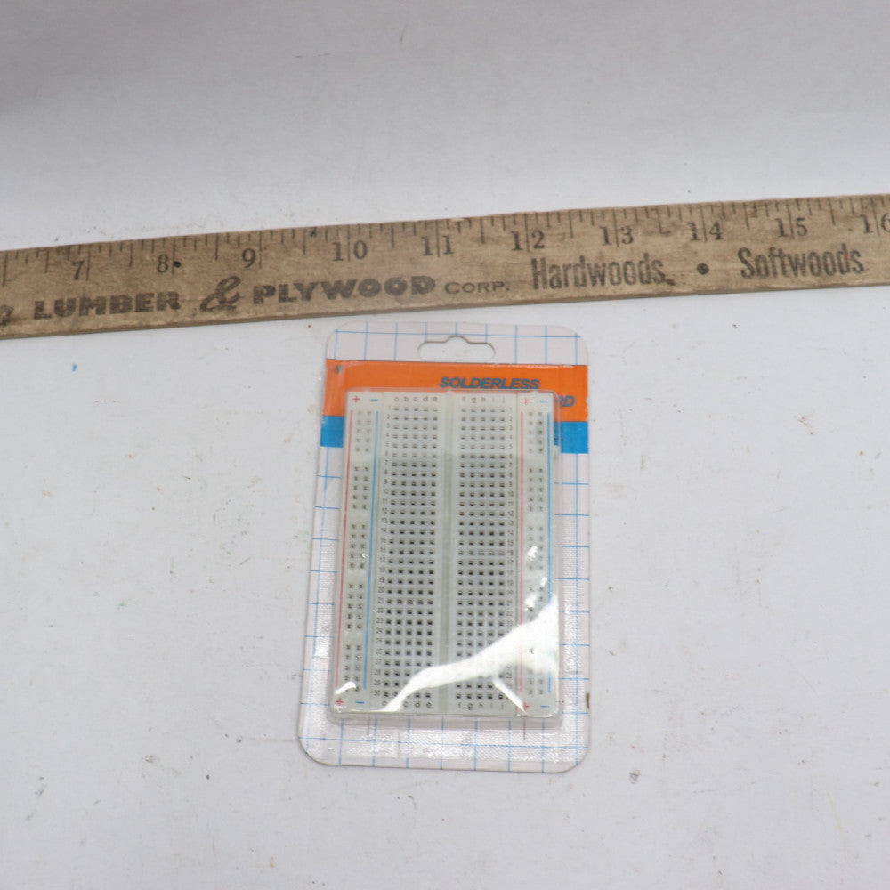 Solderless Plug-In Breadboard 400 Tie-Points 4 Power Rails 84 x 55 x 9mm