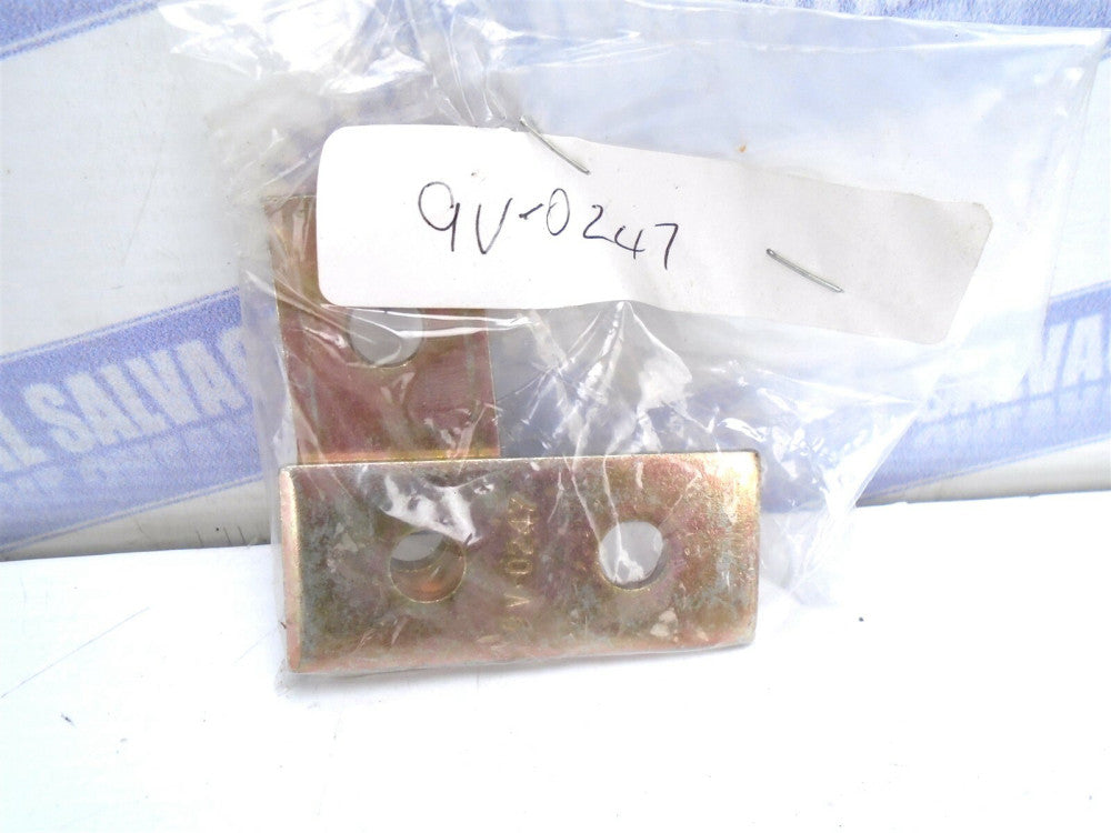 (2-NEW) CATERPILLAR - CAT - 9V-0247 - Cab Ladder Mounting Plate - 417-4527