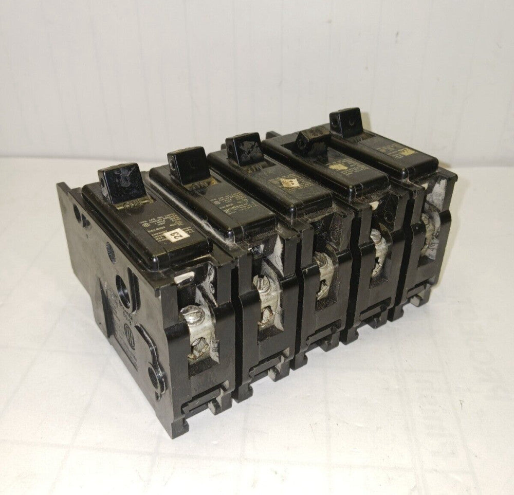 I-T-E 20 AMP CIRCUIT BREAKER 120/240 VAC BQ1B020