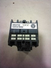 WESTINGHOUSE INDUSTRIAL CONTROL RELAY ARB420A 300 VOLTS 10AMPS STYLE 766A402G01