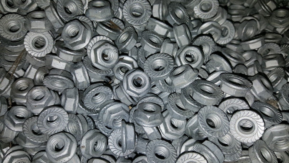 NEW 1/4-20 HEX FLANGE LOCK NUTS WITH SERRATION, CASE HARDENED, PLN (200 PC LOT)