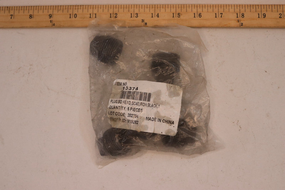 (5-Pk) Square Head Plug Schedule 40 Black Iron 1" 13374