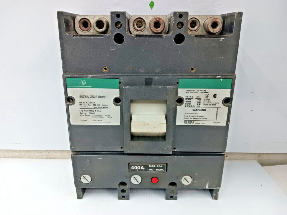 GE 400 AMP CIRCUIT BREAKER 3 POLE 600 VAC / 250 VDC TJJ436400 (FLAW)