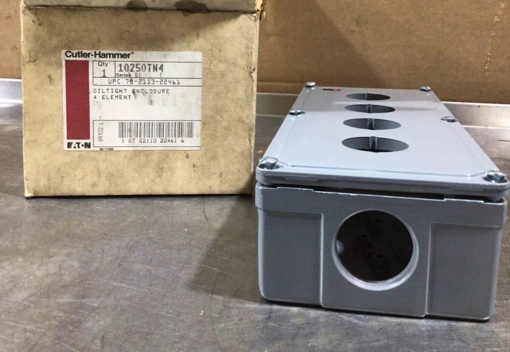 Cutler-Hammer 10250TN4 4 Hole Push Button Enclosure, 10250T-N14 Nos Surplus