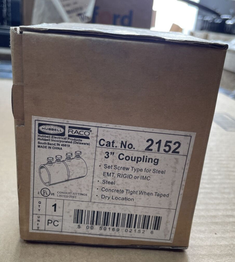 HUBBELL 2152 / 2152 (NEW IN BOX)