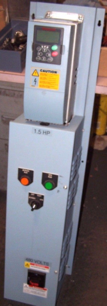 NEW HONEYWELL 1.5 HP AC VFD DRIVE 480 VAC 3 CONTACTOR BYPASS ASSY NXS0015A1007  