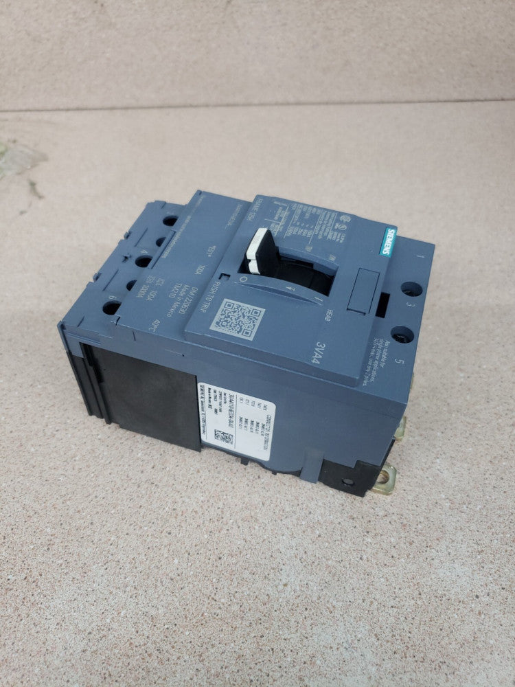 new surplus Siemens 3VA4110-6ED34-0AA0  3 POLE 100 AMP