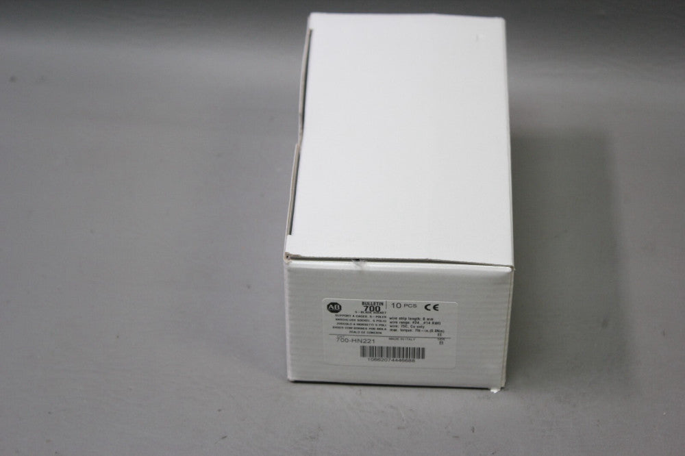 1 NEW BOX OF 10 ALLEN BRADLEY 5 BLADE SOCKETS 700-HN221 SER. B