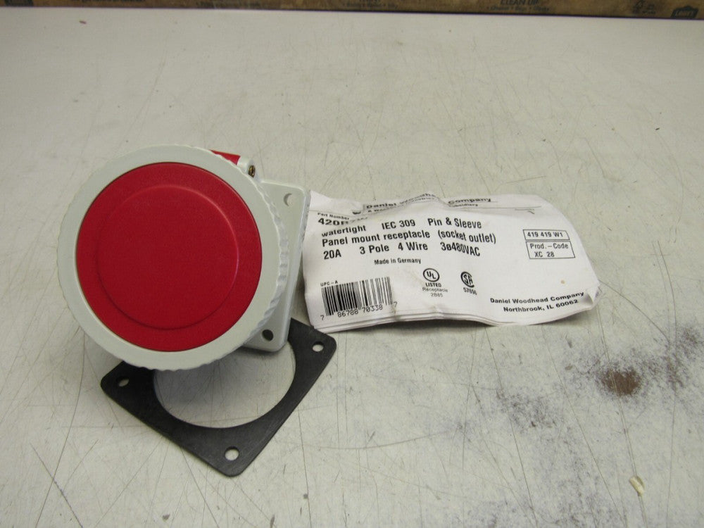 DANIEL WOODHEAD 420R7W WATERTIGHT PANEL MOUNT SOCKET OUTLET 20A 3P 4W NEW IN BAG