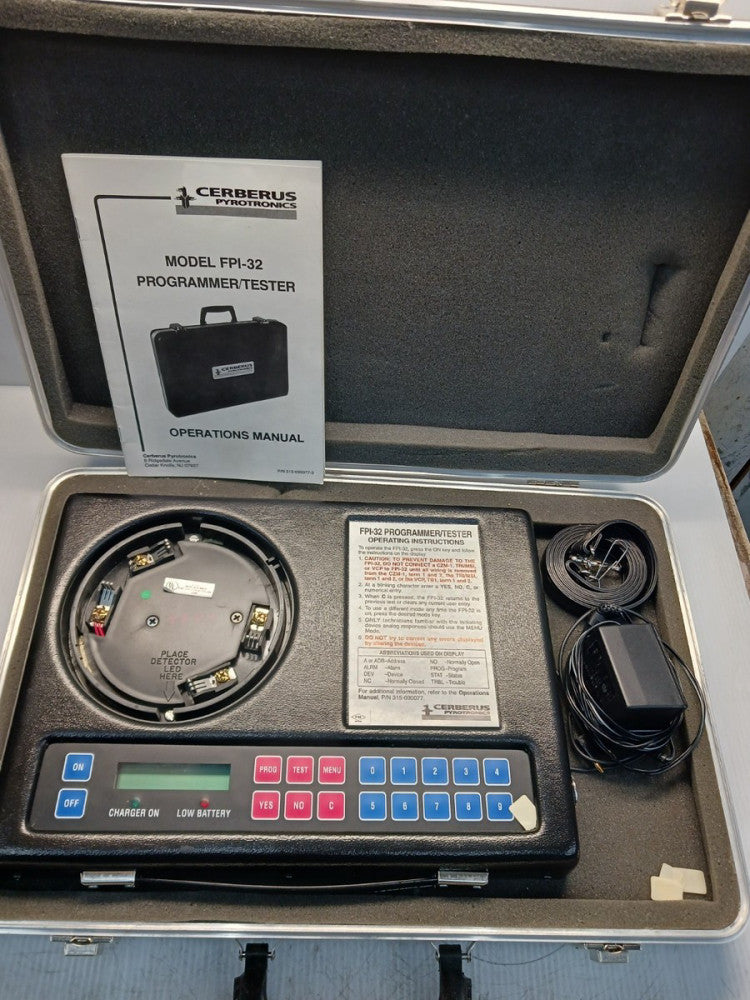 Cerberus Pyrotronics FPI-32 Fire Alarm Detector Device Programmer Tester w/ Case