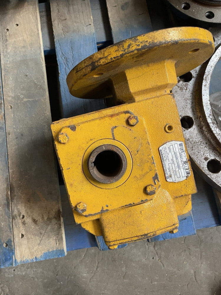 Hub City 0250-54130 HERA Cast Iron Helical-Hypoid Reducer 11.36:1 Ratio