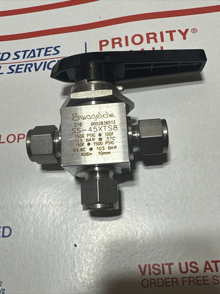 New Swagelok SS-45XTS8 1-Piece 40 Series 3-Way Ball Valve, 1/2" Tube