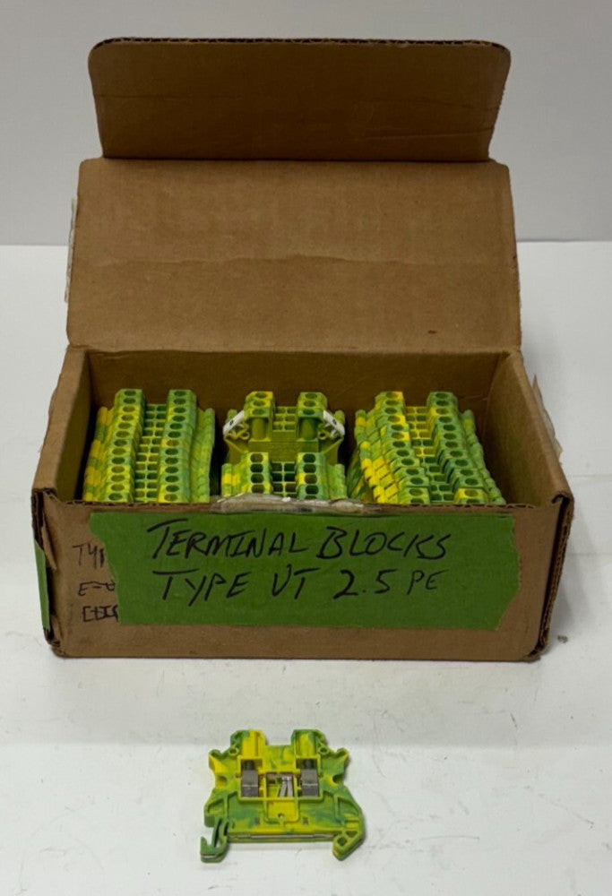 PHOENIX CONTACT TERMINAL BLOCK LOT OF 43 UT2.5-PE IEC 60947-7-2 26-12AWG