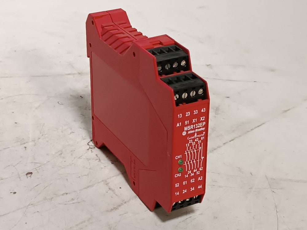 Allen-Bradley 440R-E23097/A  Guardmaster Safety Relay, 24vac/vdc, 1.5W, MSR132EP