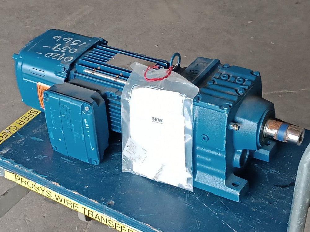 SEW-Eurodrive R47 DRN80M4/BE1HR/AFL5 Gear Motor, 1700-280rpm, IP54, Manual Brake