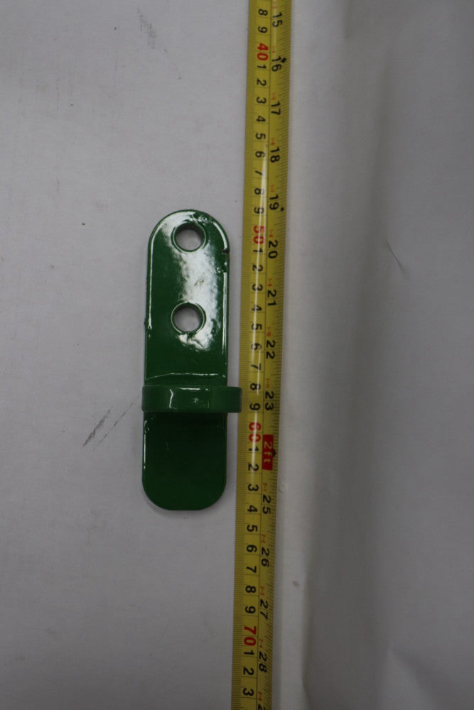 Right Side Alternator Bracket RE574948