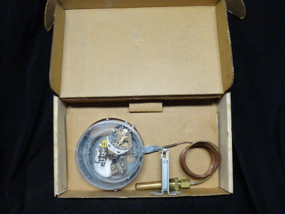 MERCOID Temperature CONTROL SWITCH & PROBE PN: DA-35-2-8 (NEW in BOX)