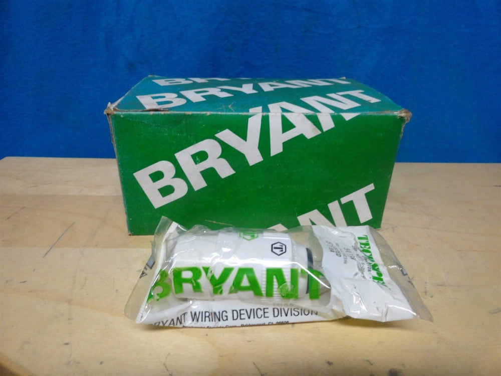 BRYANT TECH - SPEC - CONNECTOR - P/N 5469N - 20 AMPS, 250 VOLTS (LOT OF 10) NEW