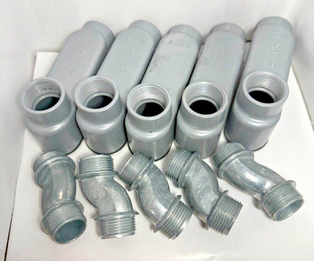 (Lot of 5) E121488 1" LB Conduit Elbow Body w/ Cover & 1" Offset Nipple