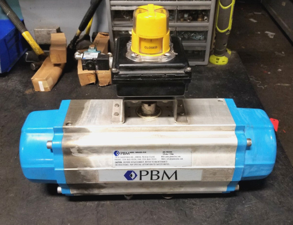 PBM PAVBL453S-0160 Pneumatic Actuator w/ Accutrak Dual Display Monitor  2004AN