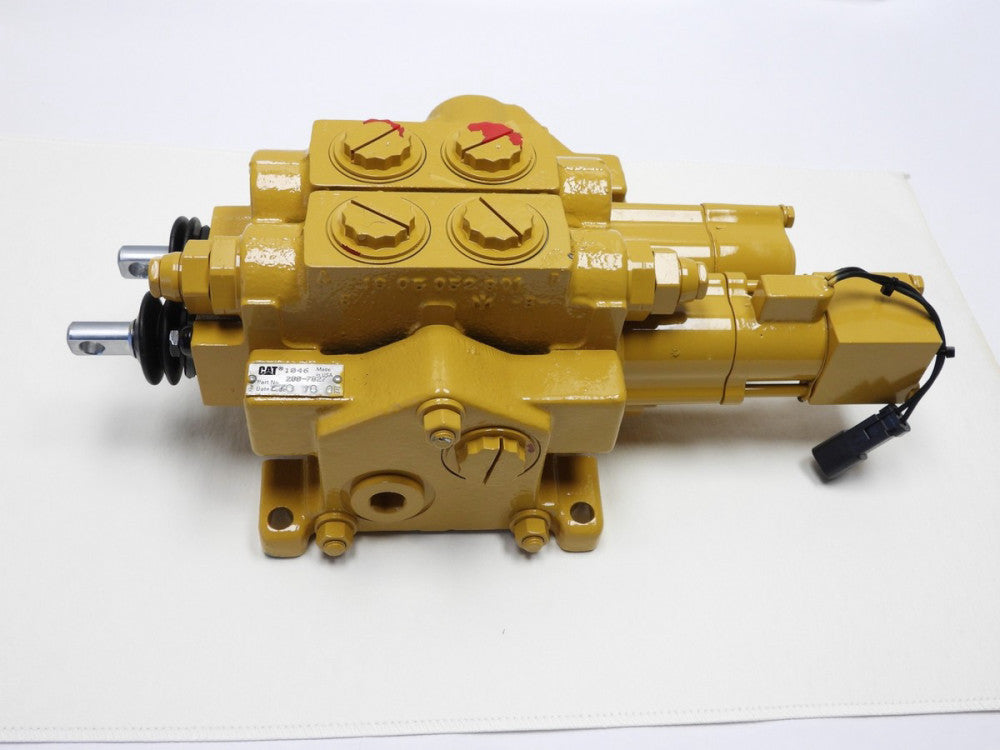 New Genuine CAT 200-7827 Valve, 2-Section for 420D 430D Backhoe Loader