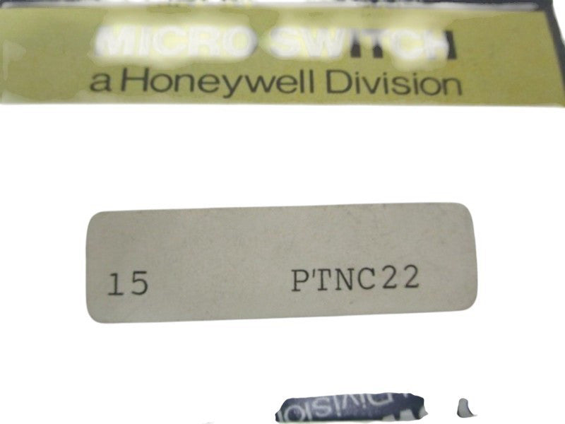 LOT OF 15 MICROSWITCH PTNC22 ACCESSORY NSMP